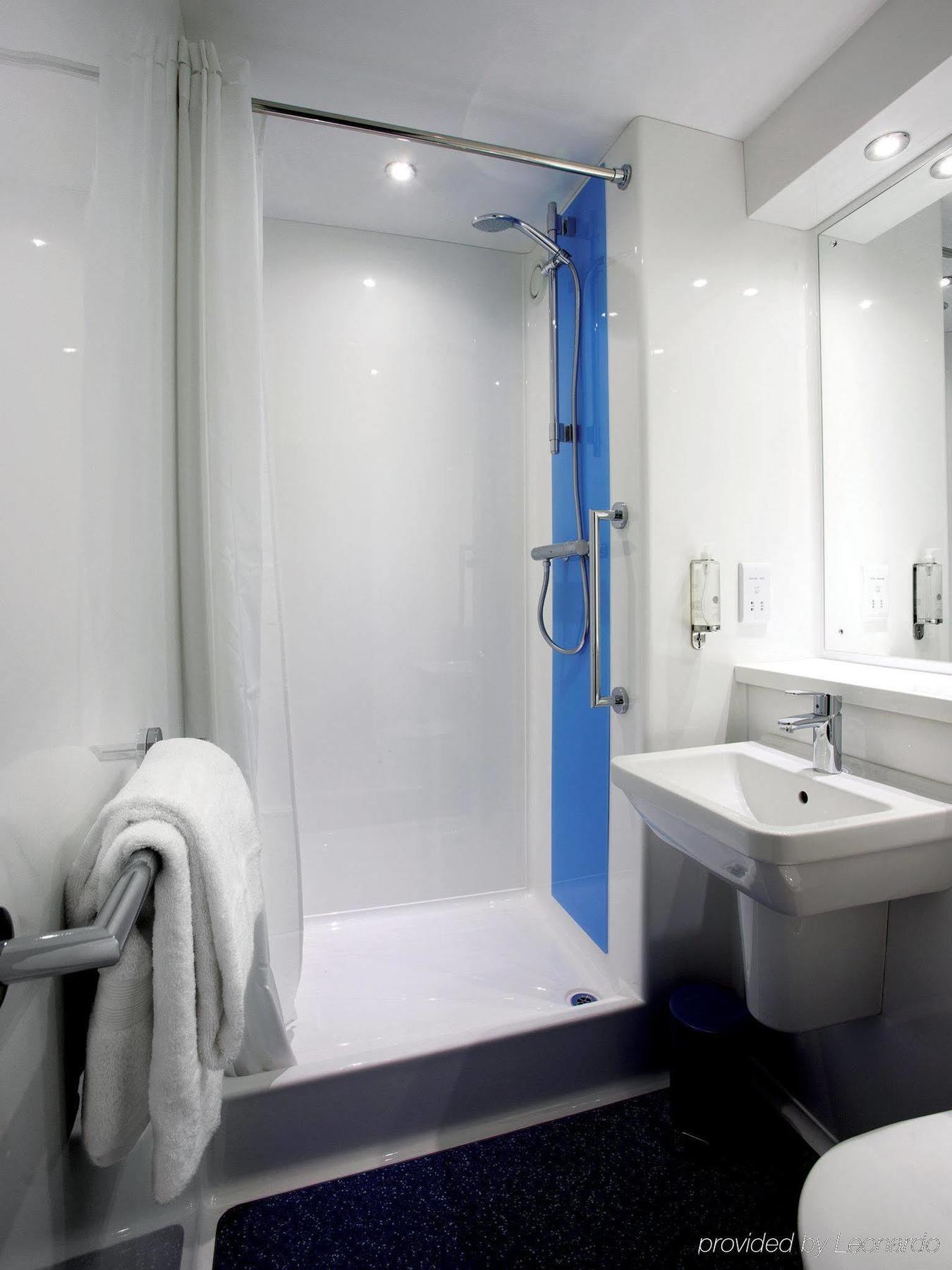 Travelodge Plymouth Buitenkant foto