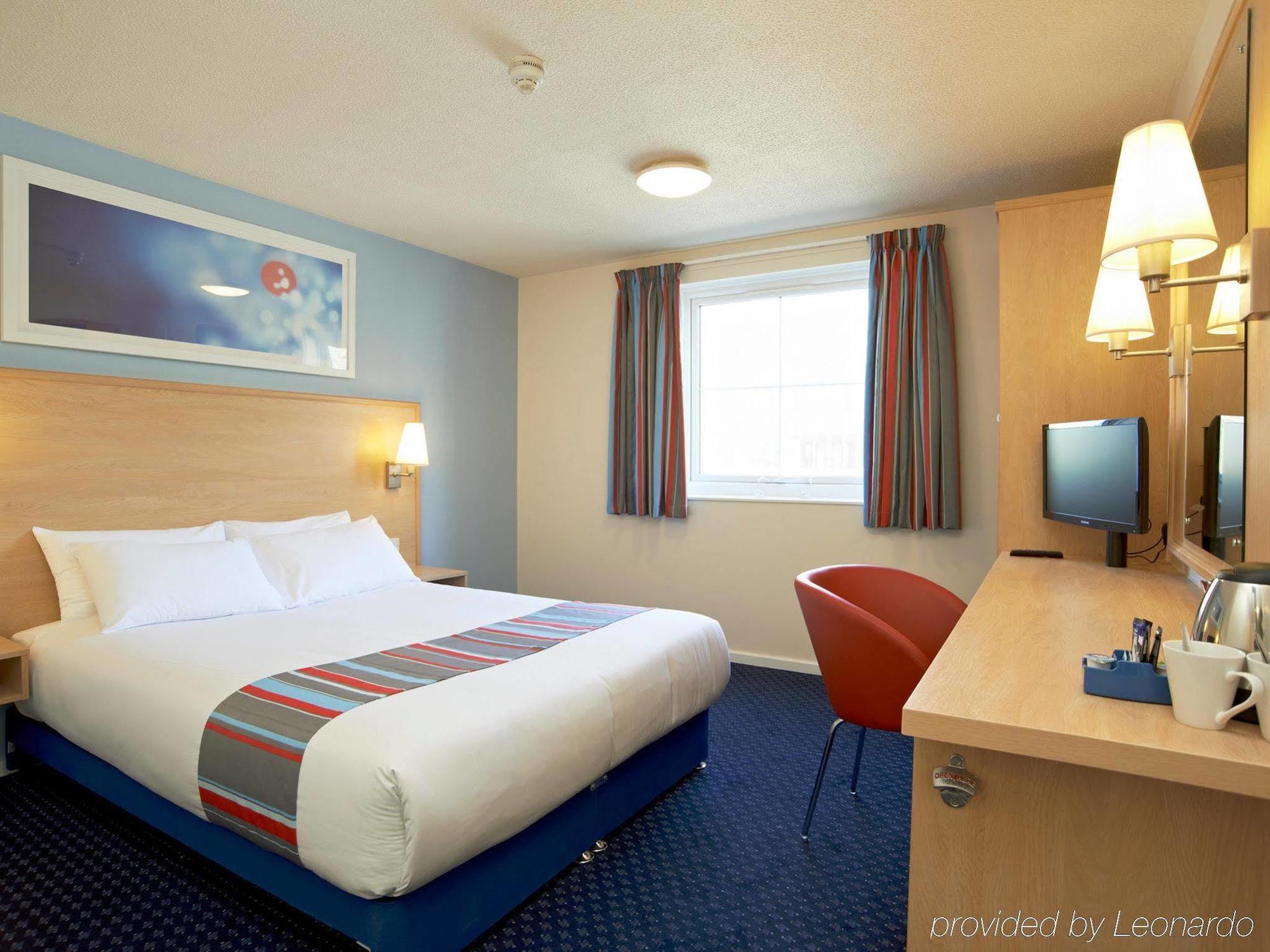 Travelodge Plymouth Buitenkant foto