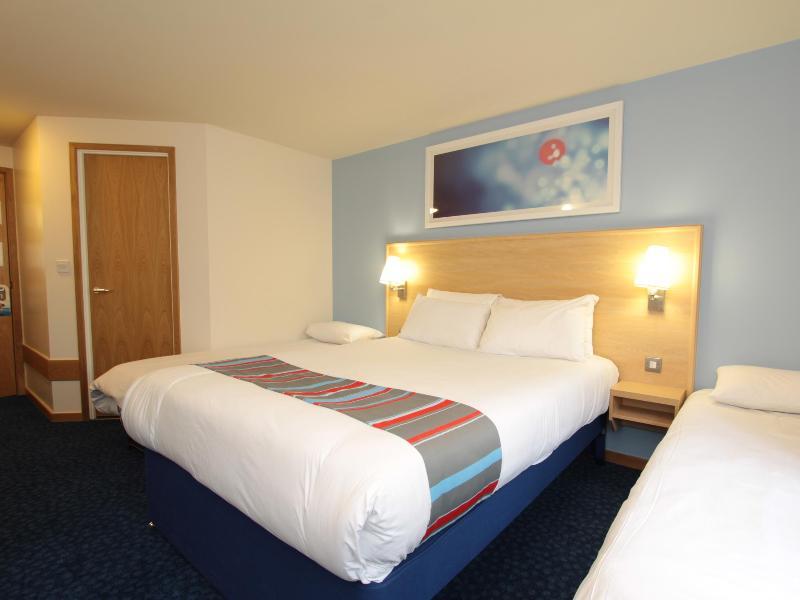 Travelodge Plymouth Buitenkant foto